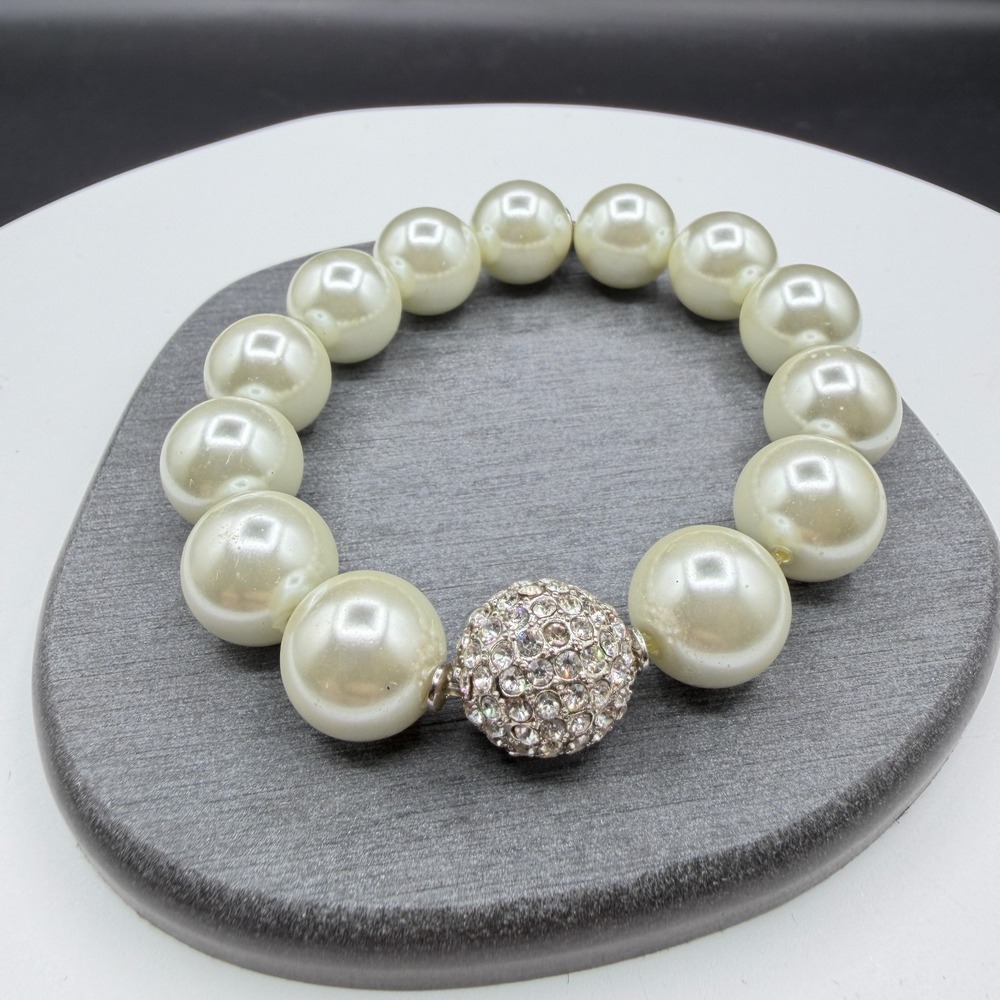 Chico's Faux Pearl Stretch Bracelet Rhinestone Pave Ball Elegant Gift Fashion